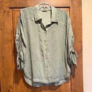 Pilcro cinched sleeve button down